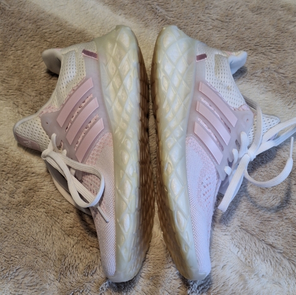 adidas Ultraboost Web Alphaskin White/Clear Pink/White 7 - Picture 10 of 14